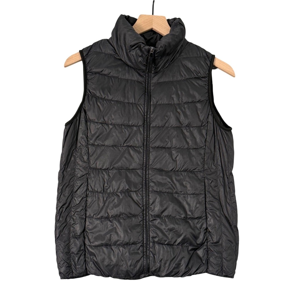 UNIQLO Down Puffer Vest Womens Small Black Packable Lightweight Quiet Luxury